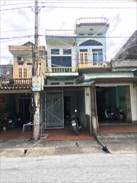 Cần bán căn nhà 2 tầng, 1 gác xép tại ngã tư Tràng Bạch, xã Hoàng Quế, Tp Uông Bí