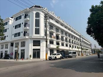 Bán căn nhà thuộc dự án GOLD CITY mặt đường Trần Phú gần cây xăng Cao Xanh, Hạ Long