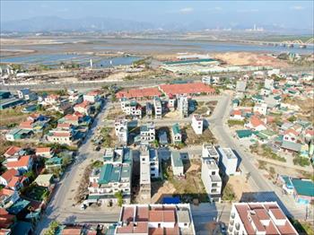 Bán đất TĐC Đầm Sen Hà Khẩu,Hạ Long giá chỉ từ 1, x tỷ/ ô