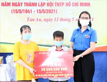 Khánh thành "Ngôi nhà khăn quàng đỏ" tại TX Quảng Yên