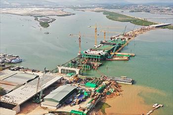 Quảng Ninh: Cầu Cửa Lục 1 hơn 2.100 tỷ đồng sắp hoàn thành