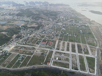 Bán ô đất trục đường thông 21m to đẹp trung tâm Hà Khánh,Hạ Long